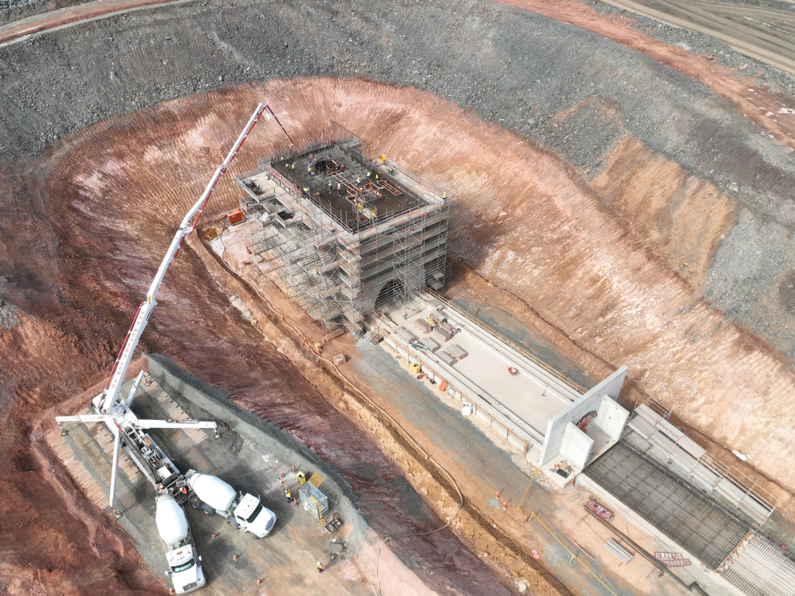 Civil construction header